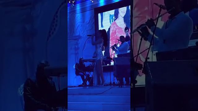 @tiktoktj3957 @lifetj5884 @ShortTimeSecret мехринигори Рустам Худашро шарманда кард дар концерт смотреть онлайн