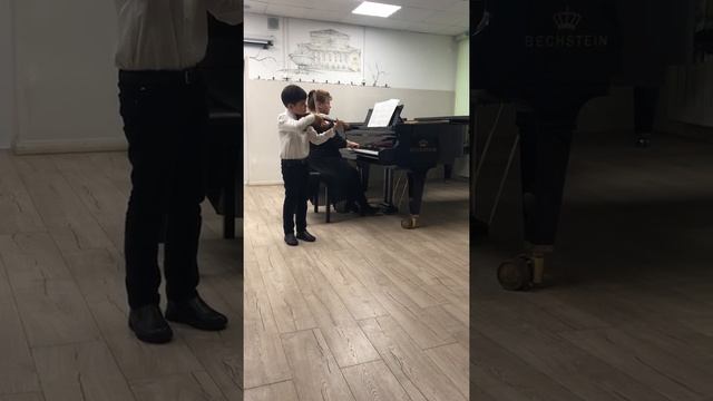 К. Глюк «Веселый хоровод» смотреть онлайн