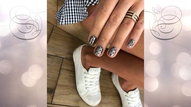 Красивый маникюр на короткие ногти 2022. Новые идеи маникюра на 2022 год. Short nails. смотреть онлайн