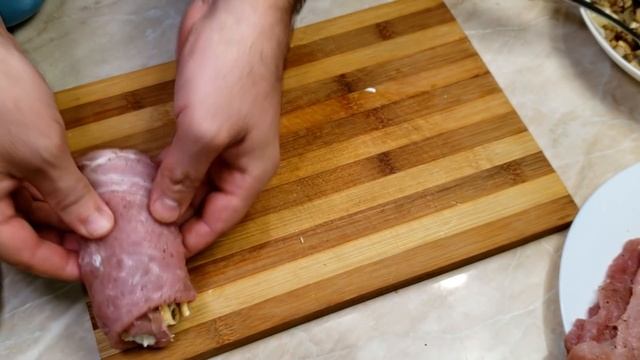 По ТАКОМУ РЕЦЕПТУ ПРИГОТОВЯТ СКОРО ВСЕ БЛОГЕРЫ, Необычные РУЛЕТИКИ из СВИНИНЫ или другого Мяса. смотреть онлайн