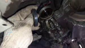 PASSAT b3 Замена сальника приводов коробки передач