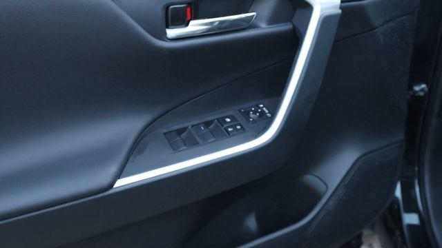 Toyota RAV4 смотреть онлайн