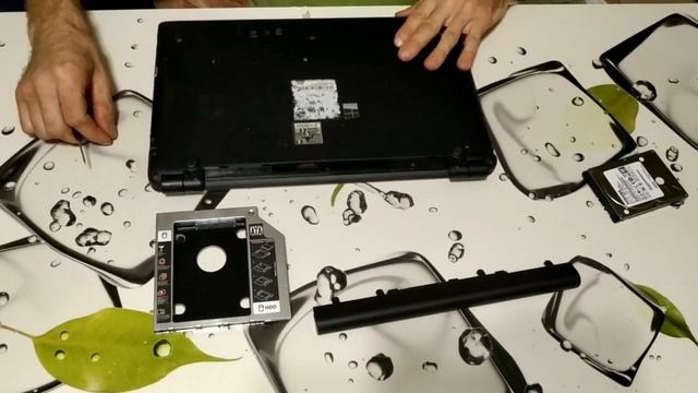 Замена HDD на SDD и замена DVD привода на HDD в ноутбуке Packard Bell Easy Note TE69 KB series смотреть онлайн