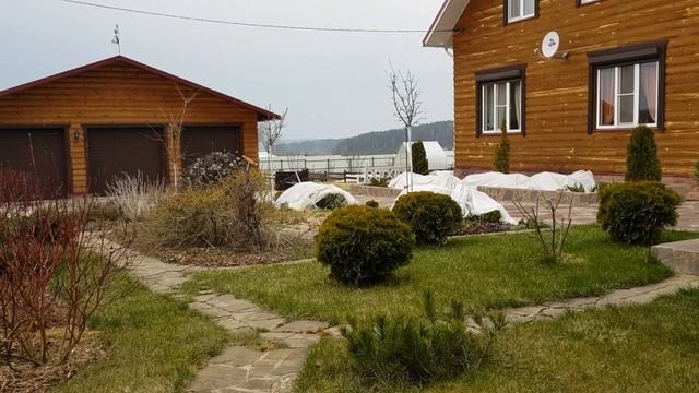 УХОД за ХВОЙНЫМИ весной. Обрезка ВЕЙГЕЛЫ. смотреть онлайн