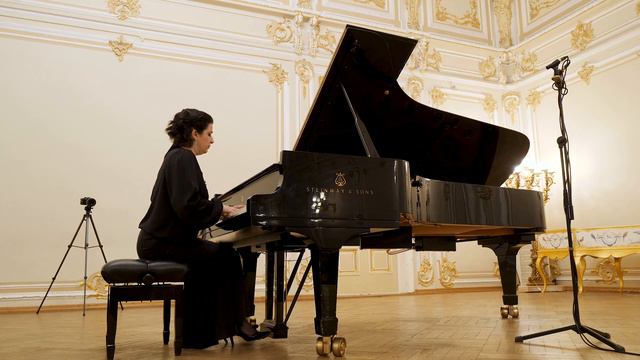 Дебюсси "Лунный свет" Исп. Анна Шакина смотреть онлайн