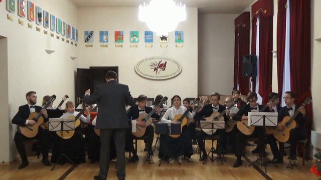 Белорусская народная песня "Косил ясь конюшину" (Сводный оркестр гитаристов "Радуга") смотреть онлайн