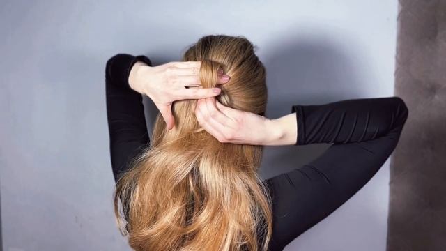 ИНТЕРЕСНАЯ ОЧЕНЬ ПРОСТАЯ ПРИЧЁСКА НА РАСПУЩЕННЫЕ ВОЛОСЫ. Easy half up half down hairstyle tutorial смотреть онлайн