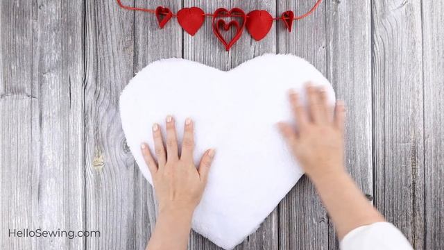 How to Make a Heart Pillow Step-by Step + FREE Pattern смотреть онлайн