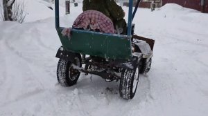 минитрактор 7 л. с. чистка снега