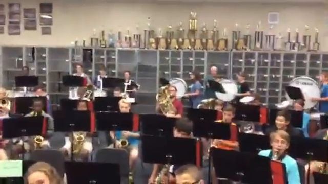 Simmons Band played music to support Charles смотреть онлайн