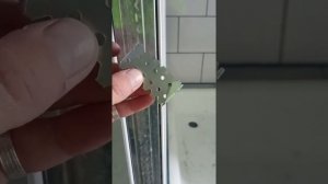 как закрепить ПВХ панель на металлический профиль