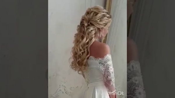 Очень красивая прическа для невесты от Stylish Bride. Свадебная прическа для блондинки