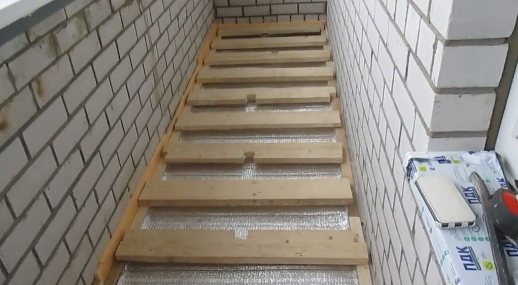 Деревянный пол на лоджии: утепление, каркас, настил OSB или фанеры смотреть онлайн