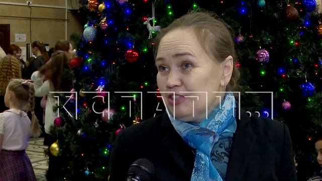 Победителям конкурса рисунков «Зимний Нижний» сегодня вручали награды в городской администрации