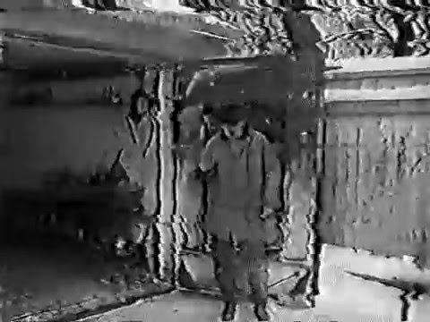 С пистолетом на голо-ву ! (VHS) смотреть онлайн