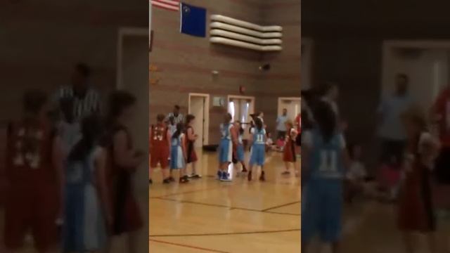 Holly basketball game 2 defense смотреть онлайн