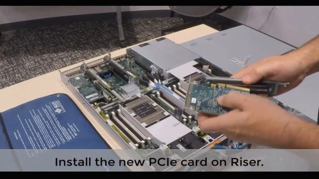 How to Replace an Oracle Server X7-2 or X8-2 PCIe card. смотреть онлайн