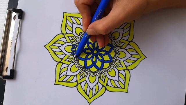 Relaxing music #mandala #art смотреть онлайн