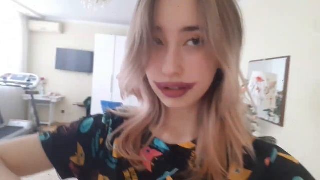 ДЕЛАЮ МАКИЯЖ ОТ ДРУЗЕЙ !!! Испугалась себя на камере! 1часть смотреть онлайн