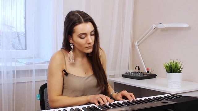 Хочешь научиться красиво петь? Распевка на английском языке. Урок вокала 57. смотреть онлайн