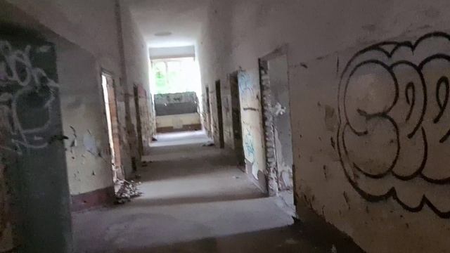 Бернау под Берлином. Красный Октябрь. #Заброшенный гарнизон в Германии. 2021 смотреть онлайн