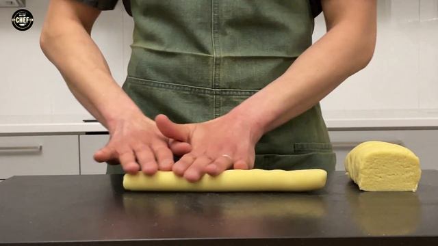 Handmade Potato Gnocchi With Thyme & Garlic смотреть онлайн