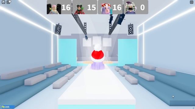 ВЫБИРАЕМ НОВОГОДНИЙ МАНИКЮР! ЧЕЙ ЛУЧШЕ? Roblox Nails Show смотреть онлайн