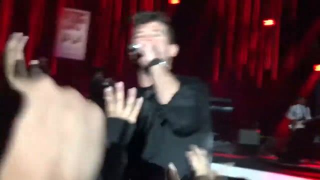 Robin Thicke - Blurred Lines Java Jazz Festival 2016 смотреть онлайн