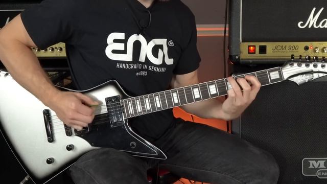 The WORST Flagship Marshall? | Marshall JCM 900 High Gain Dual Reverb 100 смотреть онлайн