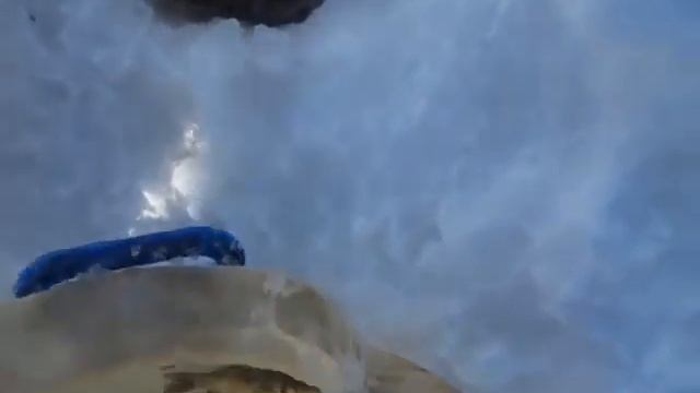 Зарыбляем водоём карасями. Озеро Большое Плотово смотреть онлайн