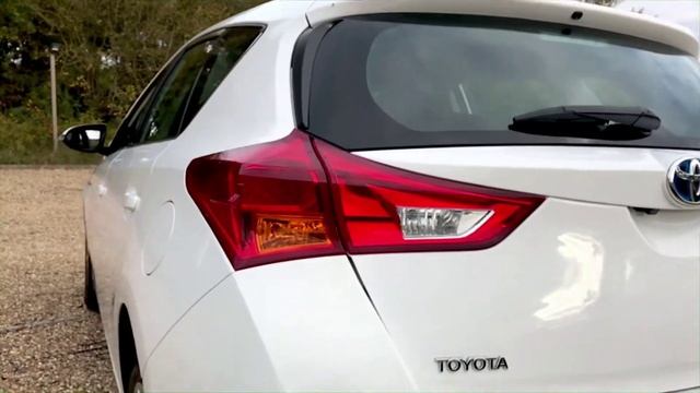2013 TOYOTA AURIS 1.8 HYBRID AUTOMATIC, WHITE смотреть онлайн