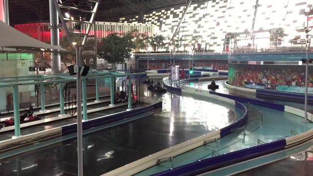 Ferrari World - Karting Academy смотреть онлайн