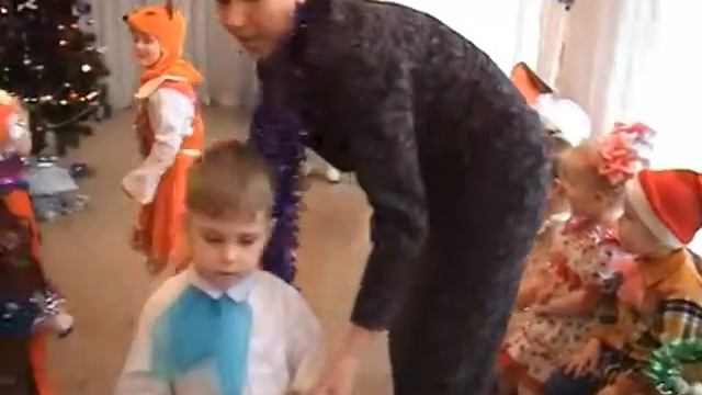 Новый Год 2007 год Садик 31 Колосок Алене 2 годика 9 мес смотреть онлайн