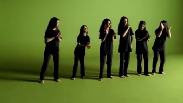 Manzanita - Dímelo Bajito (video)