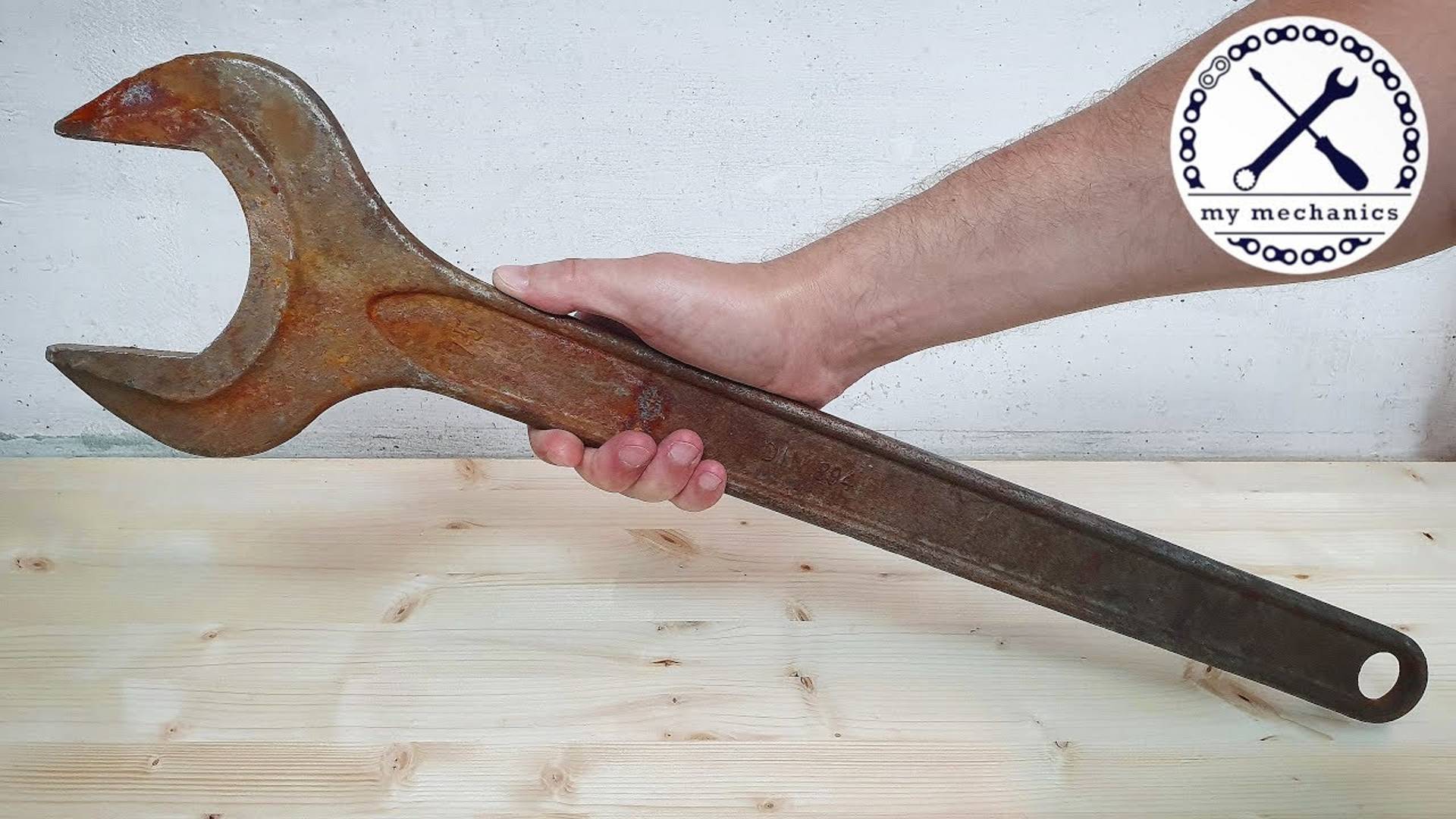 Mirror Mirror... Wrench Restoration (1080p_50fps_H264-128kbit_AAC)