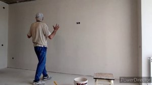 Покраска Стен//Покраска стены в два слоя валиком все подробности на видео//