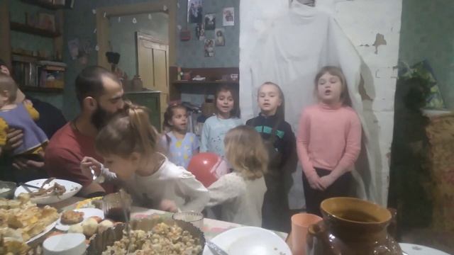 КОЛЯДУЕМ С ДЕТЬМИ. С РОЖДЕСТВОМ ХРИСТОВЫМ! смотреть онлайн