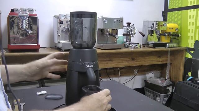 מטחנת קפה Graef CM702 - פרק 1 - סקירה