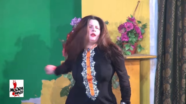 TERE JAYE GABRU VE - 2017 PAKISTANI MUJRA DANCE -