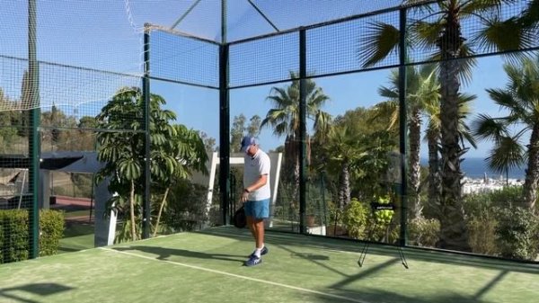 Падел для начинающих. Подача.