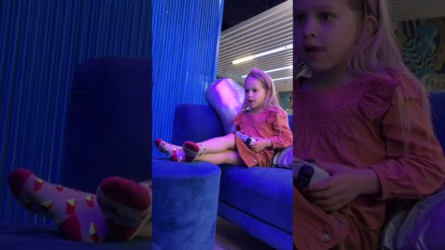 Строите планы на выходные?
Ждем вас в MIR VR! смотреть онлайн