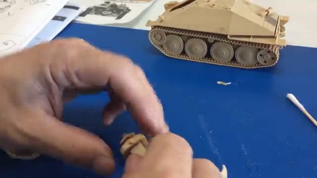 Building The Academy 1/35 Hetzer Including Painting And Weathering