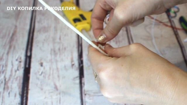 Делаем Новогодние леденцы из бисера. Бисероплетение для начинающих. Игрушка на елку из бисера смотреть онлайн