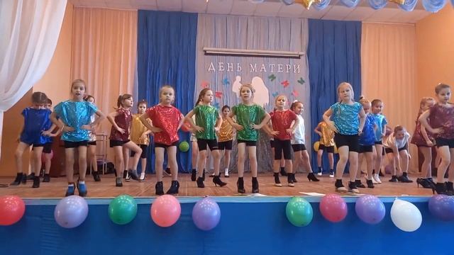 БОУ "СОШ 127 " Кружок" Акварель" Климашонок Мария . Руководитель: Яблочкина Татьяна Александровна. смотреть онлайн