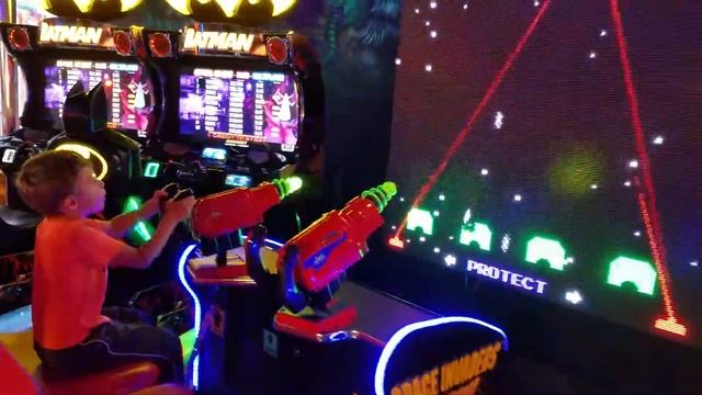 New Space Invaders Frenzy Arcade Games смотреть онлайн