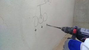 Штробление под электрику. Штроборез и пылесос.