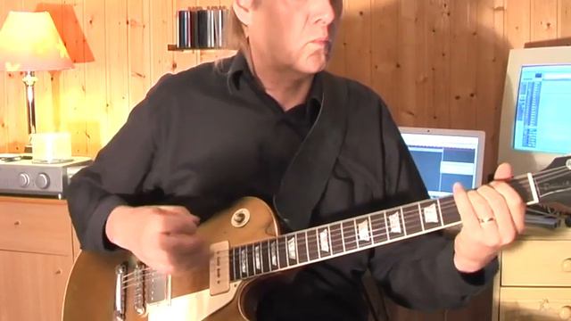 ZZ Top Sharp Dressed Man played by Siggi Mertens смотреть онлайн