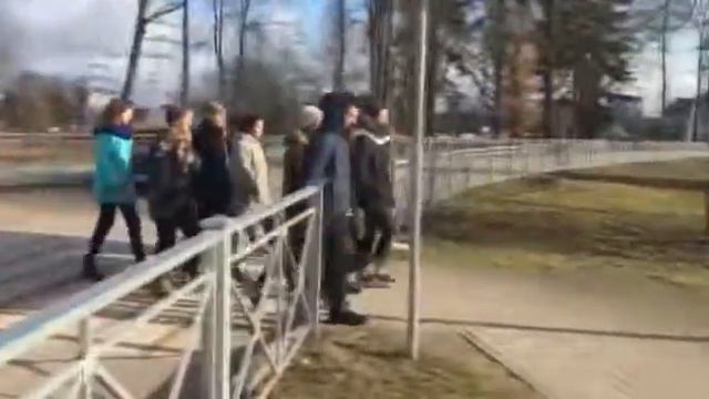 Дорогу перейти, надо пешеход найти. смотреть онлайн