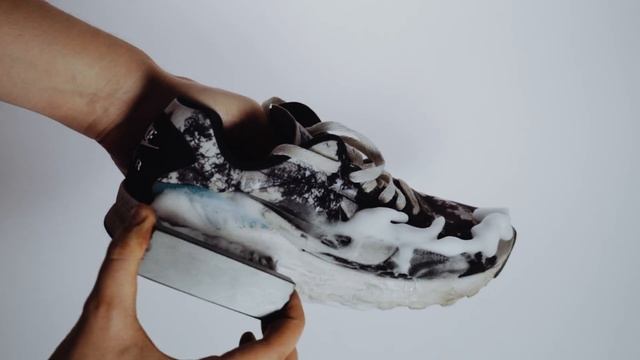 Solemate Cloud Foam ☁ - универсальная чистящая пена. Чистит кроссовки и отбеливает подошву смотреть онлайн