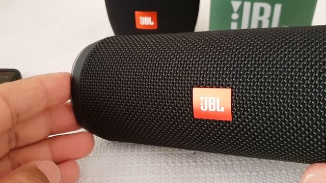 JBL Flip 4 bluetooth speaker bass test recorded with Samsung S9 смотреть онлайн